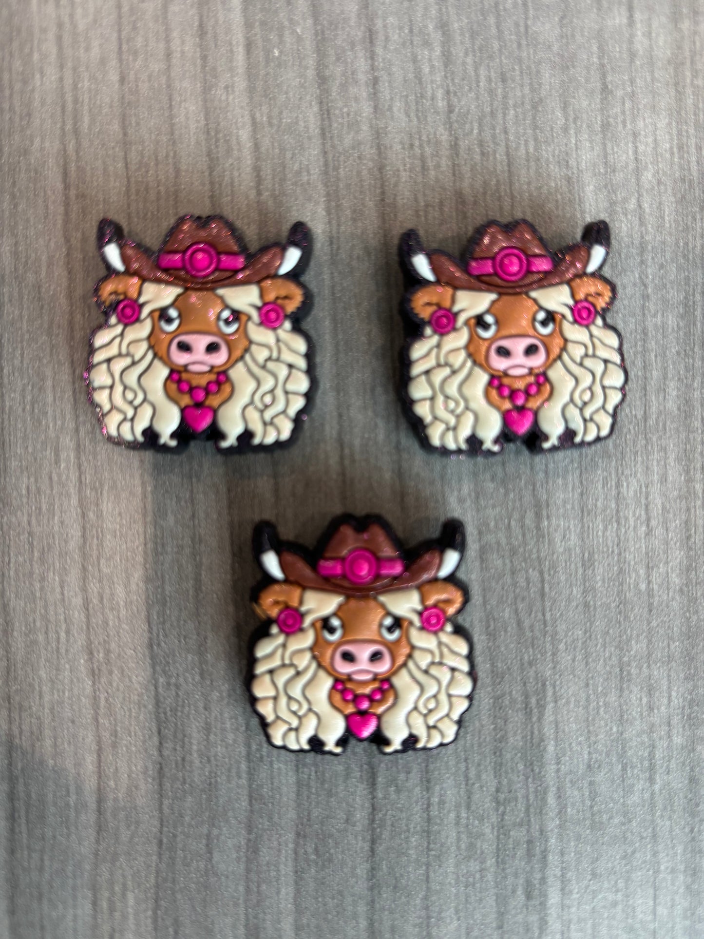 Opal (Shimmer) Fancy Heifer Focal Bead 984