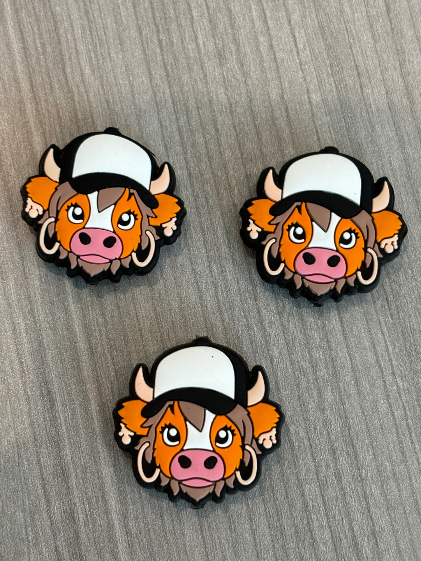 Hoop Earring Heifer Focal 958