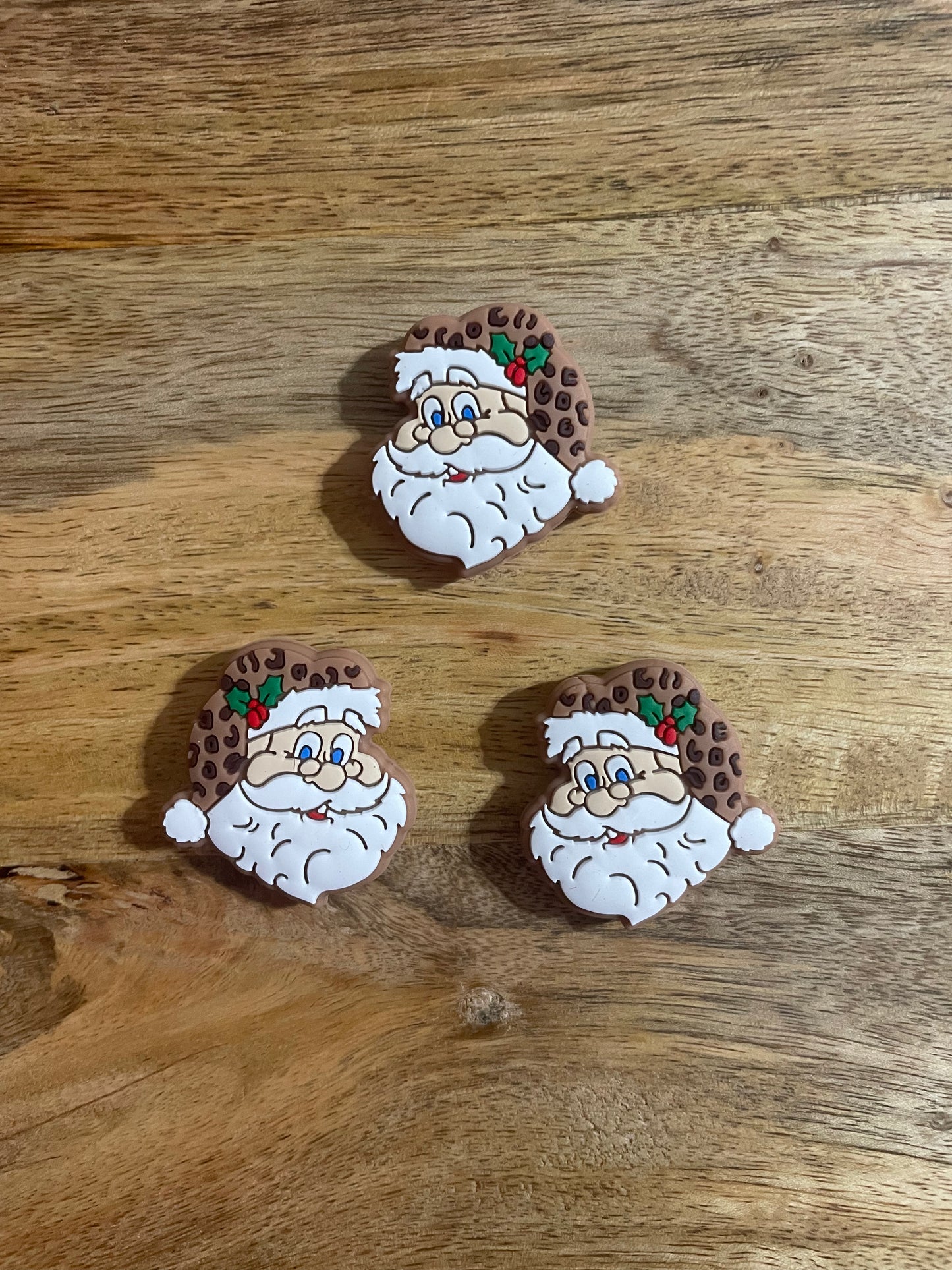 #7 EXCLUSIVE Santa Leopard Hat Silicone Focal Bead