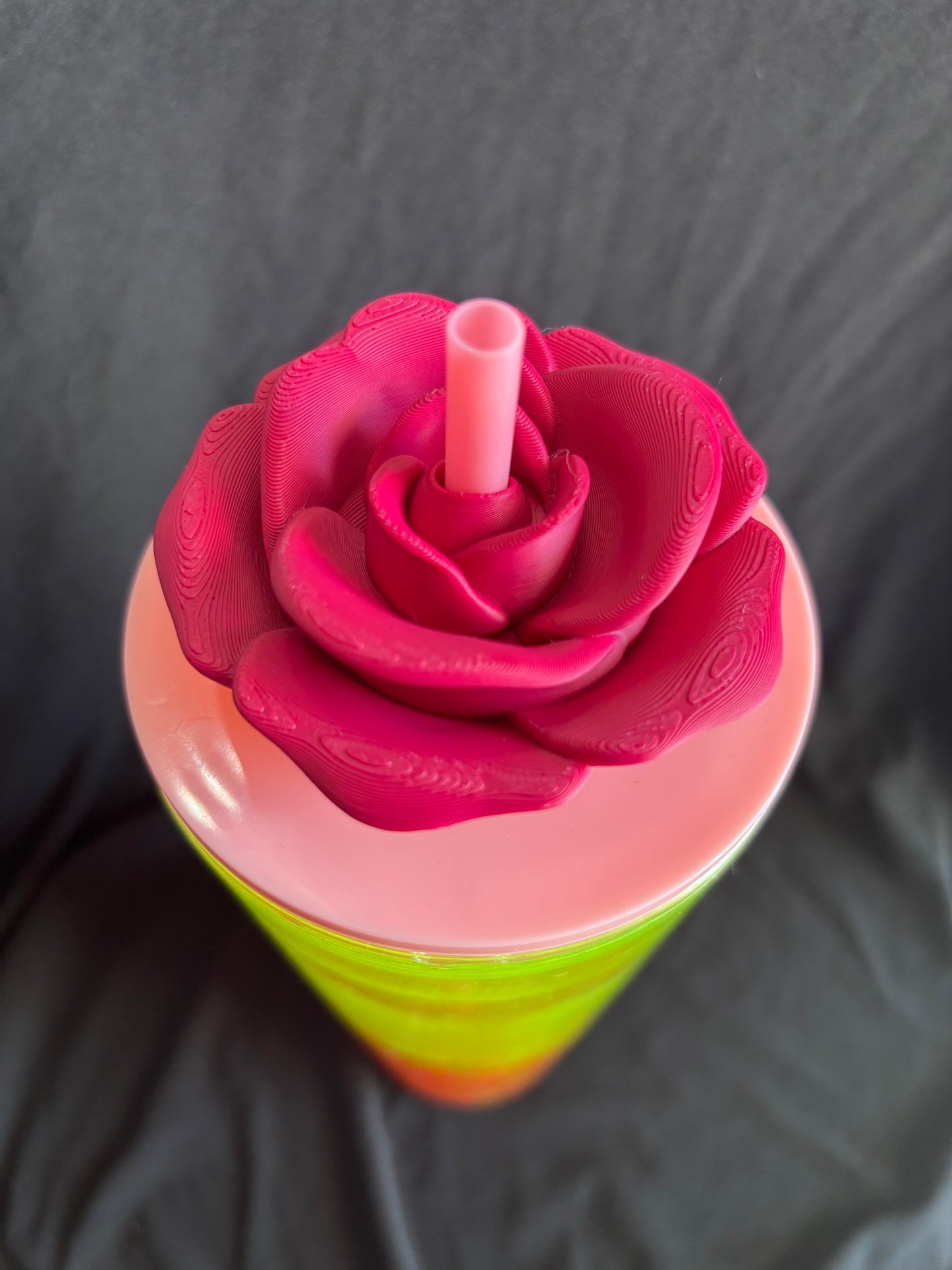 Rose Tumbler Top