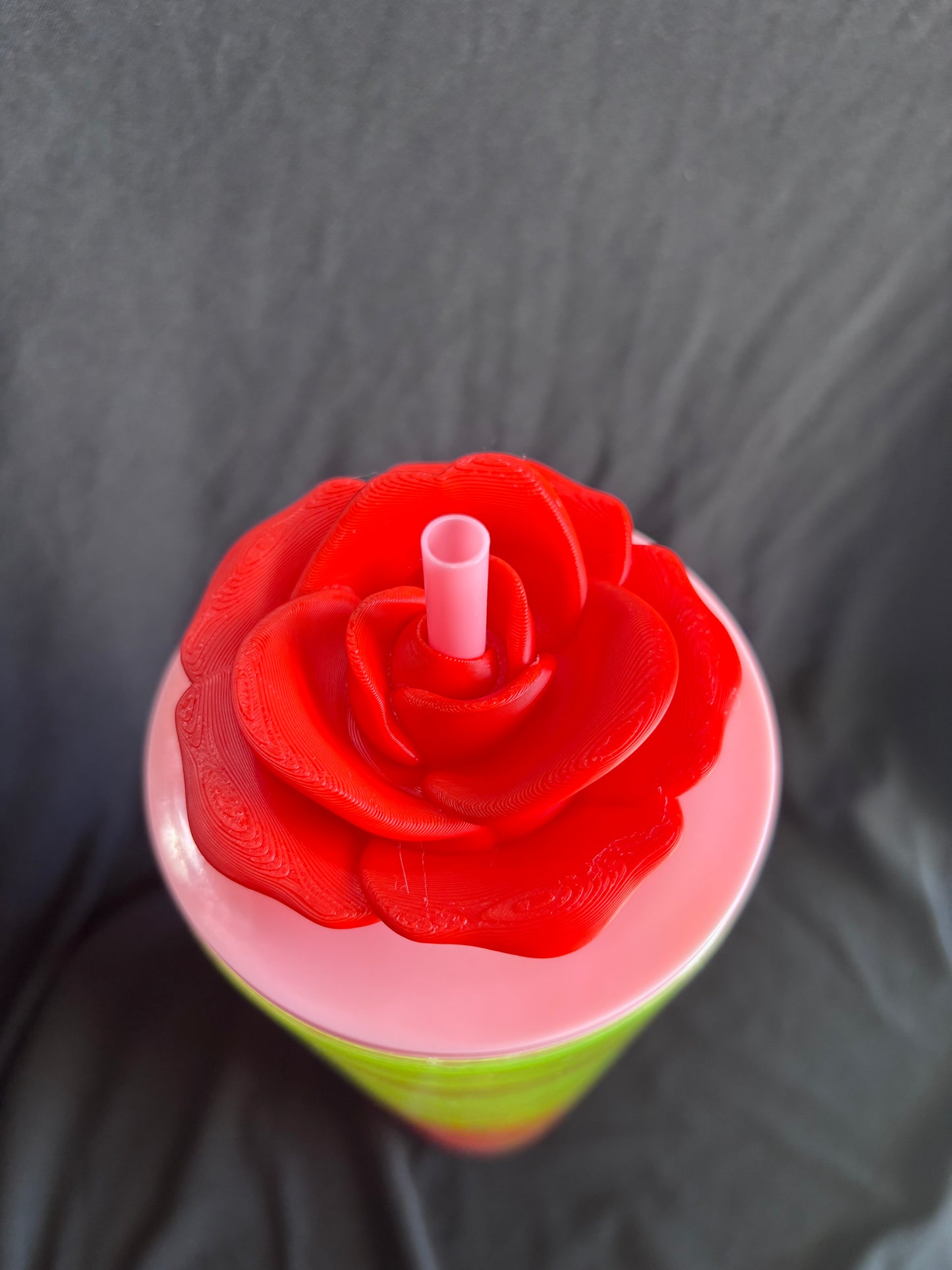 Rose Tumbler Top