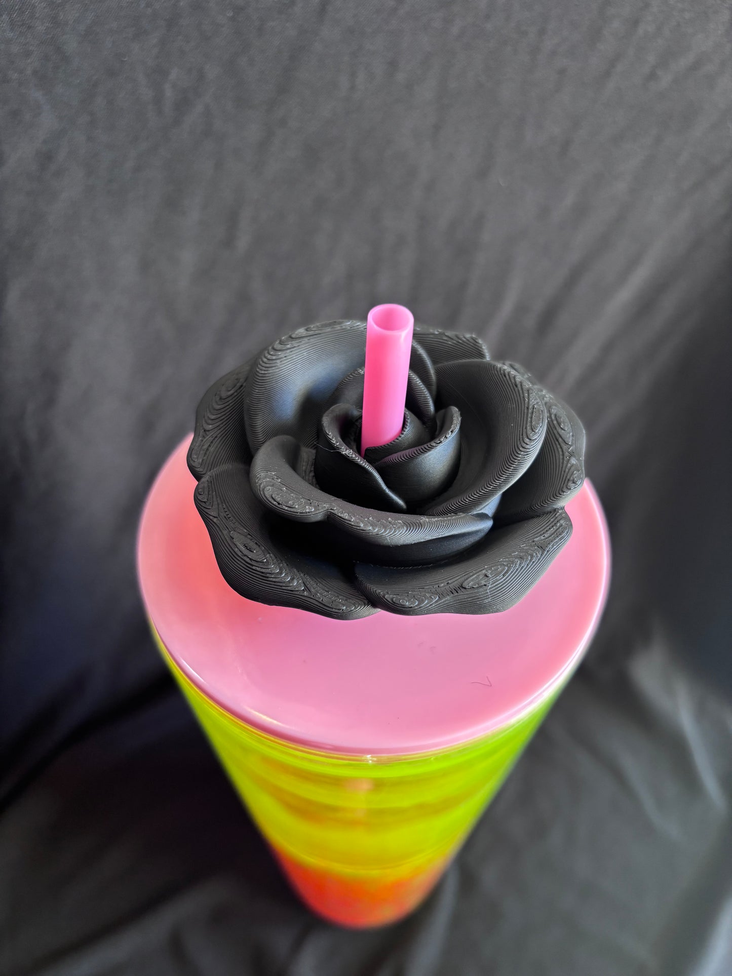 Rose Tumbler Top